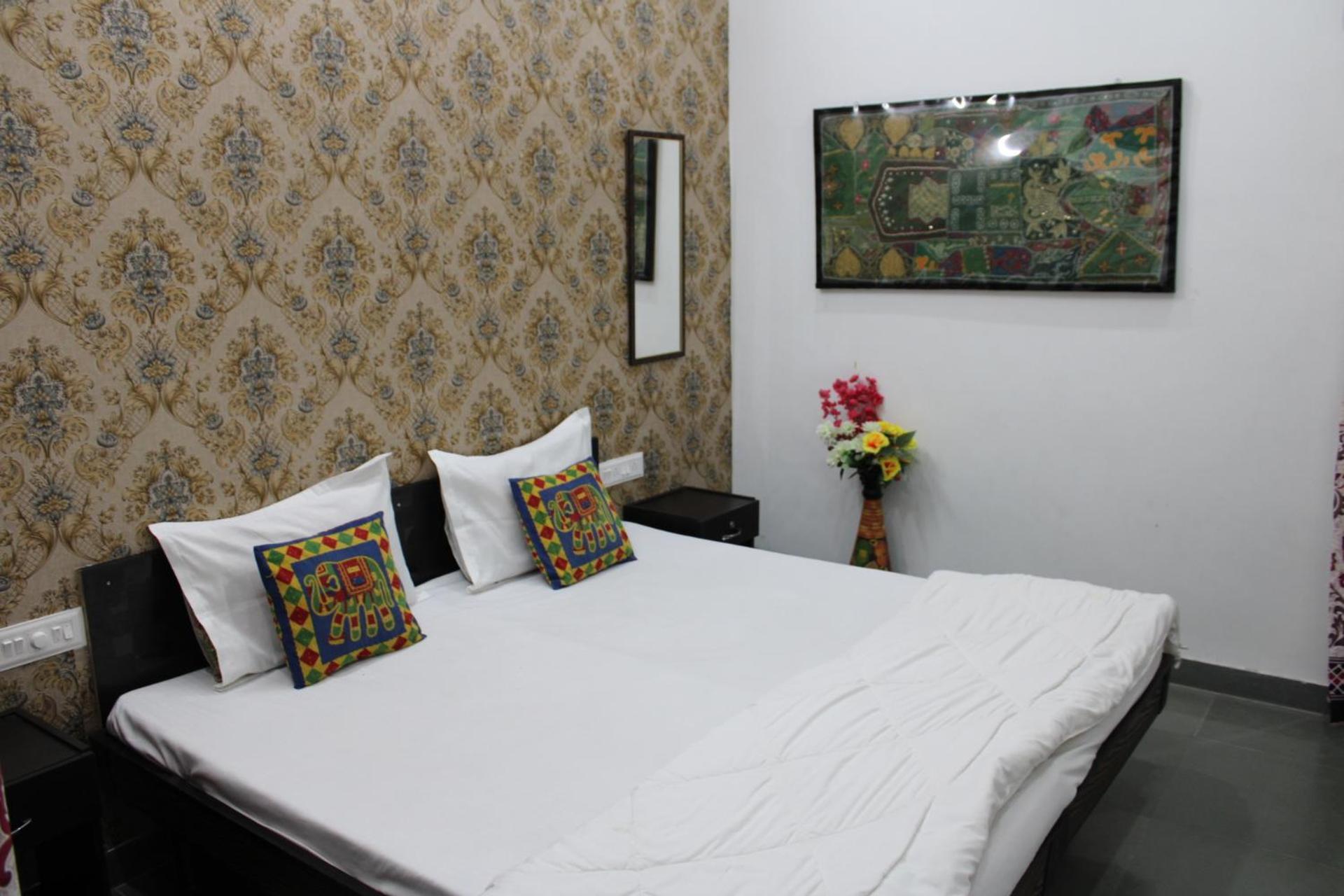 Hill Paradise Home Stay Udaipur Exterior foto